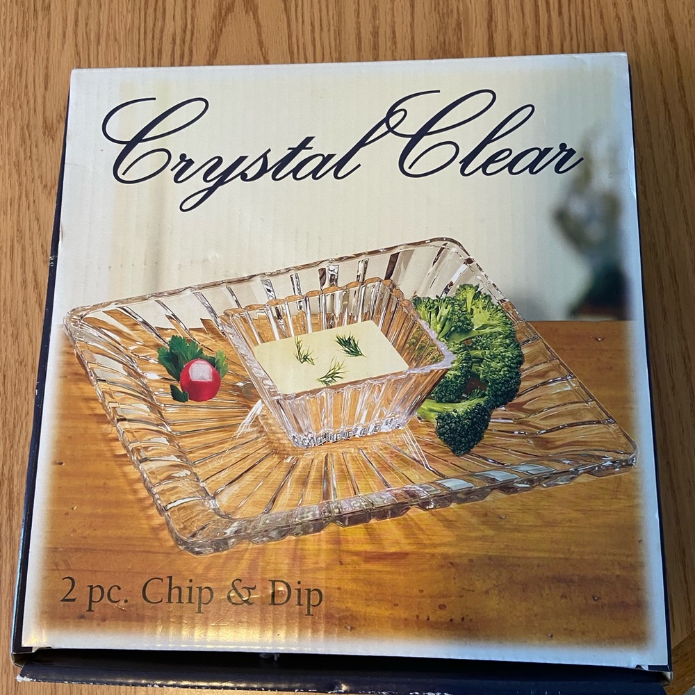 Vintage glass chip and dip set